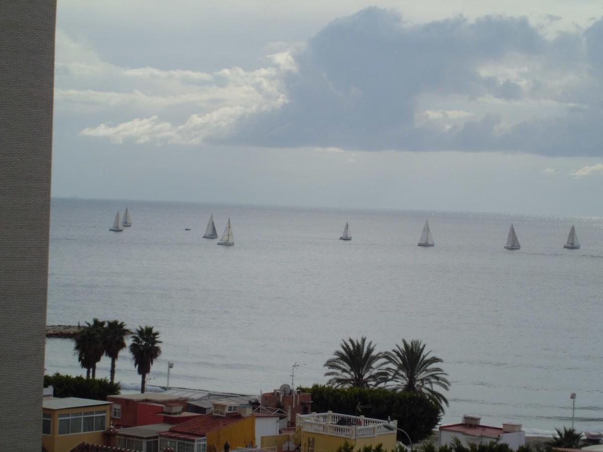 Habitaciones Frente A La Playa Málaga Kültér fotó