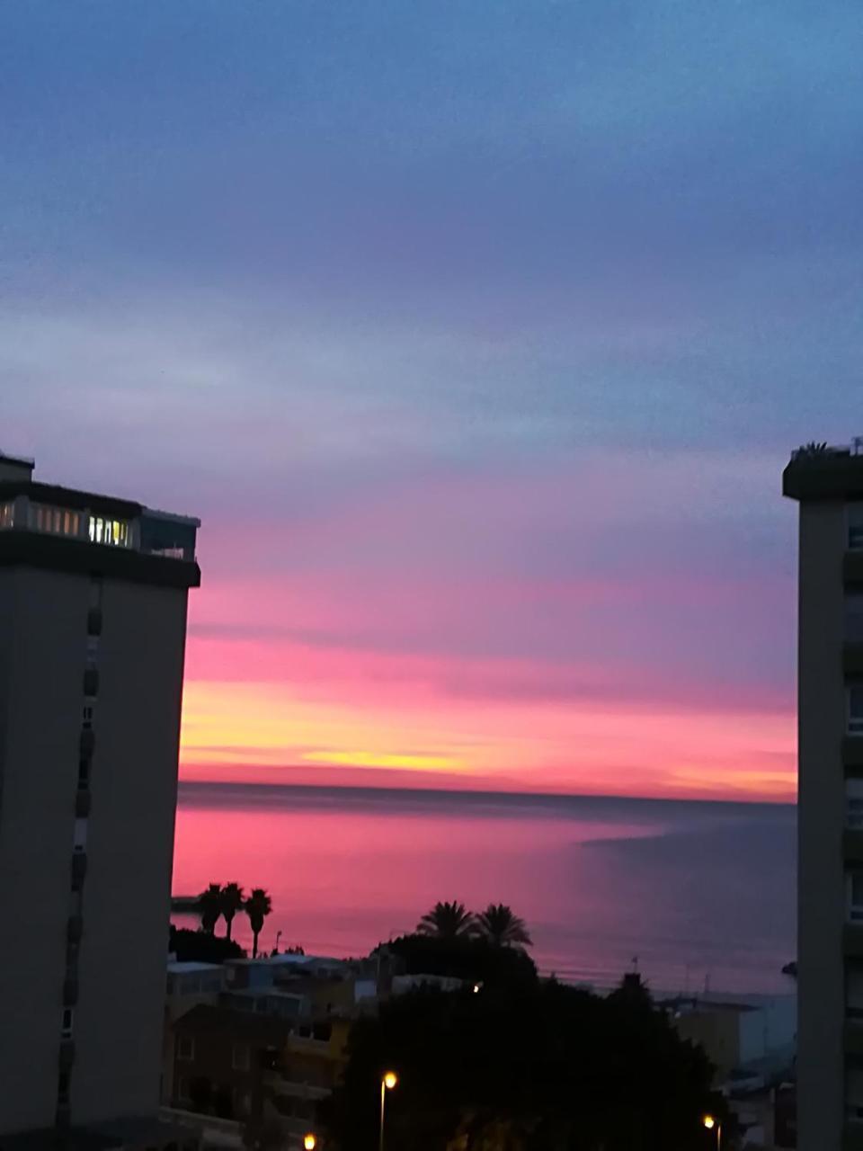 Habitaciones Frente A La Playa Málaga Kültér fotó