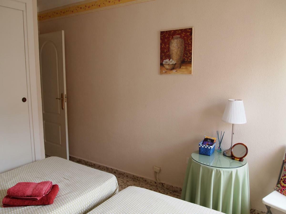 Habitaciones Frente A La Playa Málaga Kültér fotó