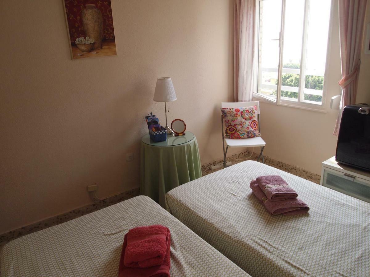 Habitaciones Frente A La Playa Málaga Kültér fotó